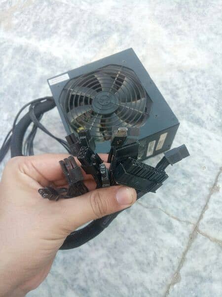 4GB GRAPHIC CARD & GAMING POWER SUPPLY 600WATT 1