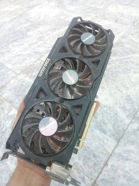 4GB GRAPHIC CARD & GAMING POWER SUPPLY 600WATT 0