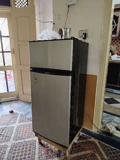 Dawlance Small size Refrigerator like new