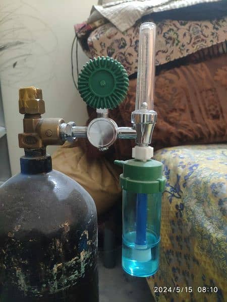 oxygen cylinder new condition 4