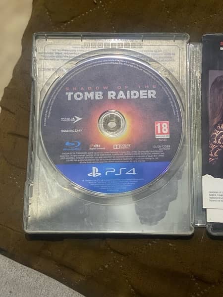 shadow of the tomb raider limited book edition PS4 2