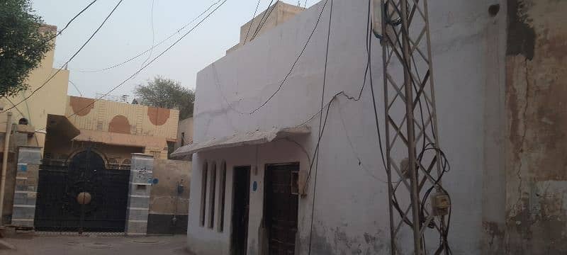 Purana Lari Adda Near Iqra Public School carner 7 Marly House for Sale 0