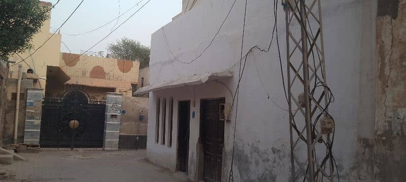 Purana Lari Adda Near Iqra Public School carner 7 Marly House for Sale 1
