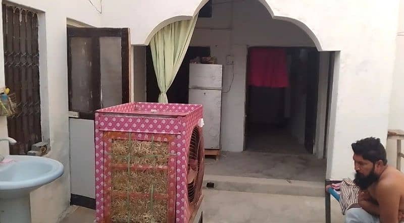 Purana Lari Adda Near Iqra Public School carner 7 Marly House for Sale 3