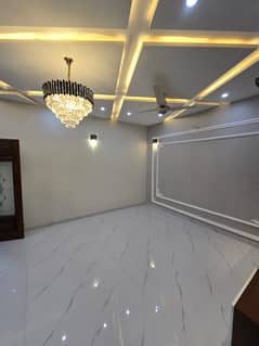 10 Marla Lower Portion Available For Rent In Umar Block Bahria Town, Lahore