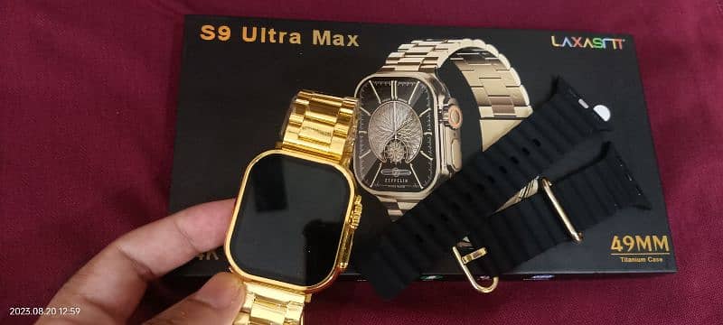 S9 Ultra Max Golden Smart Watch 2