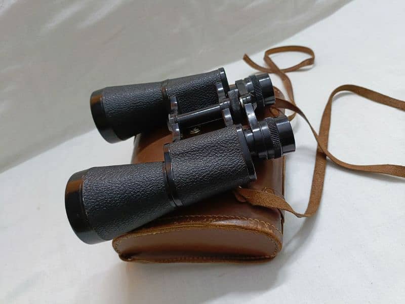 Binocular 12x 50 . made by EMPIRE 1