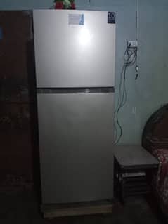 Haier 18 cubic feet refrigerator
