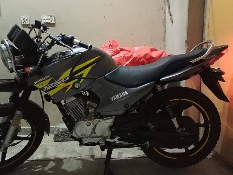 Yamaha YBR-G like new 1