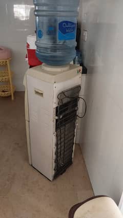 Water dispenser