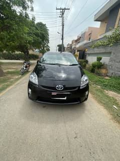 Toyota Prius 2010 G Touring Selection ( Full  Option )