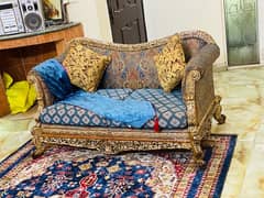 8 seater chinioti sofa set imported gold leafing urgent sale