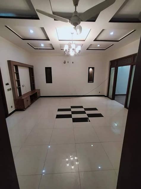 10 Marla Full House with Multipurpose Basement is Available for Sale in Overseas A Block, Bahria Town, Lahore. 0