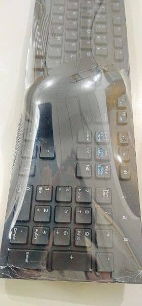 Dell & Logitech Wireless Keyboard Mouse Combo 1