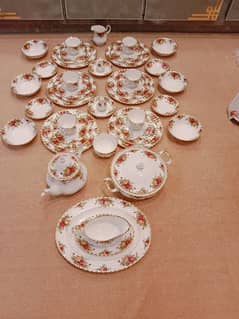 Antique Crockery Royal Albert Old Country Rose's
