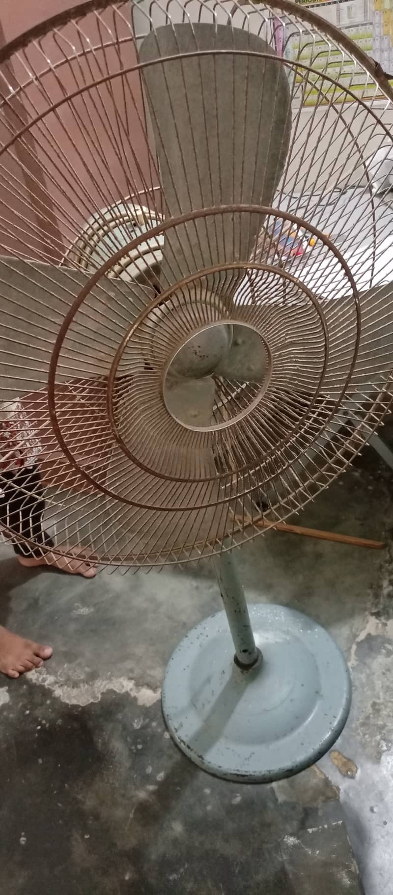 Floor Fan for Sell. . 0