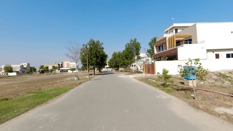5 Marla Residential Plot For Sale In Lake City - Sector M7 Block C1 Lahore 8