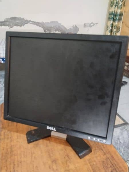 stone ka PC h Dell ke LCD h 3