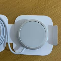 Original Apple Wireless Magsafe Charger