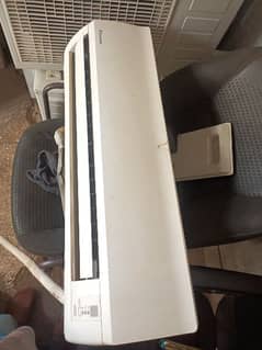 DAIKIN 1 Ton