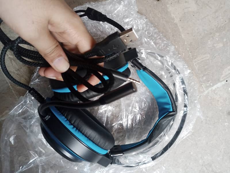 Commander CM-7000 Gaming Headset 1