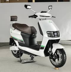 Electric Scooty/Scooties & Scooters/Electric Bike 2024