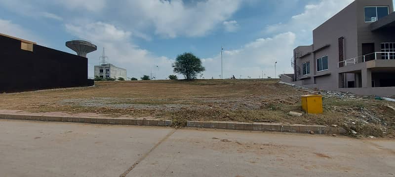 10 Marla Top Heighted Location Back To Main Expressway Possession And Utilities Paid 6