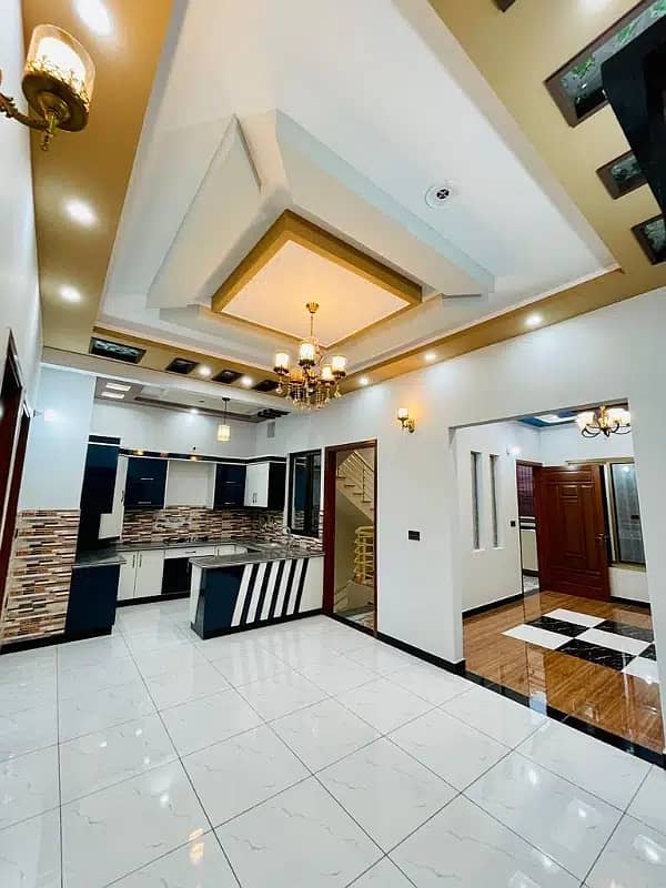 Perfect 120 Yards House In Saadi Town For Sale 8