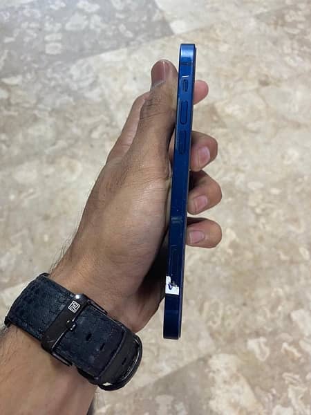 iphone 12 blue 3