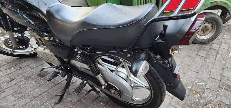 Suzuki GS 150SE Bike for Sale! 5