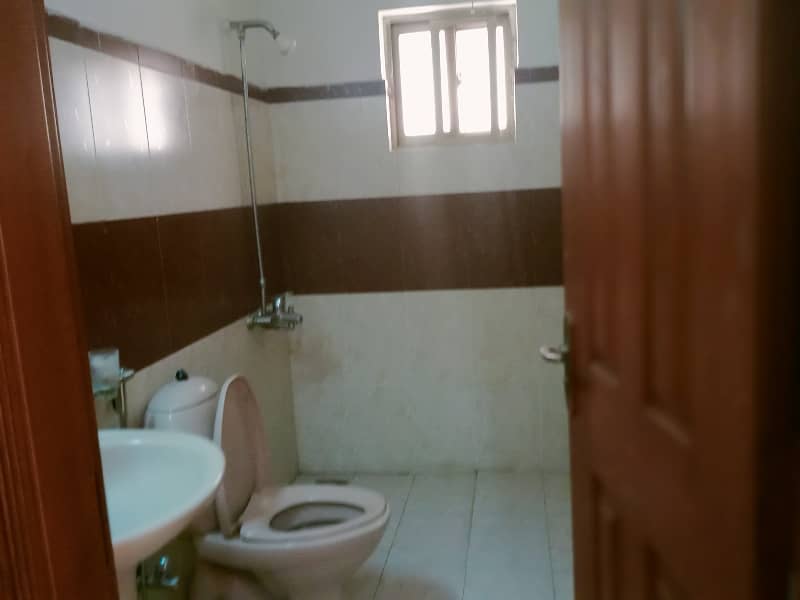 House available for sale in Askari 11 Lahore 15