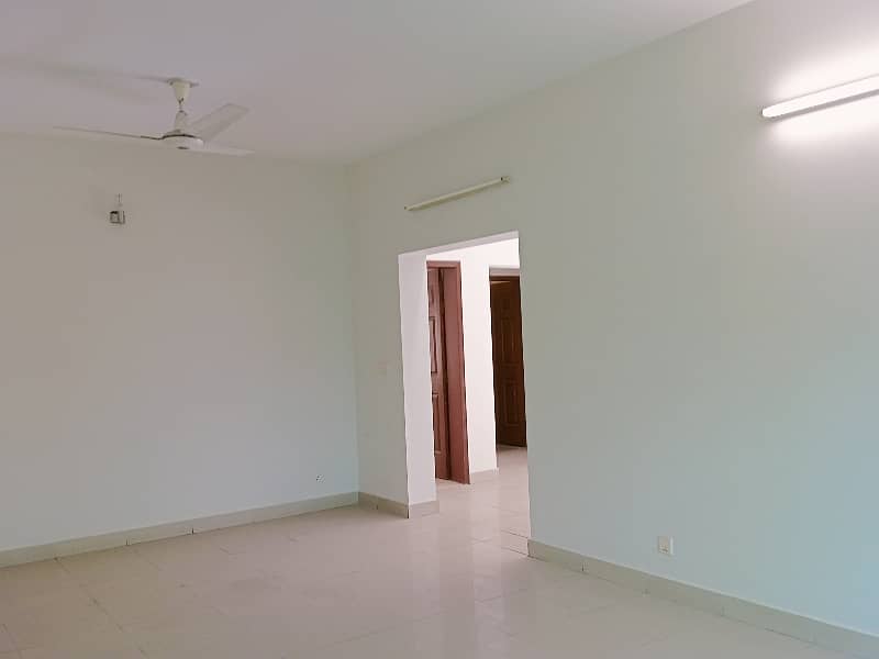 House available for sale in Askari 11 Lahore 19