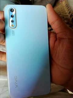 vivo s1