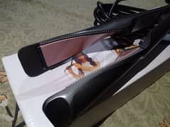 straightener 10 on 10 condition 3 time use only