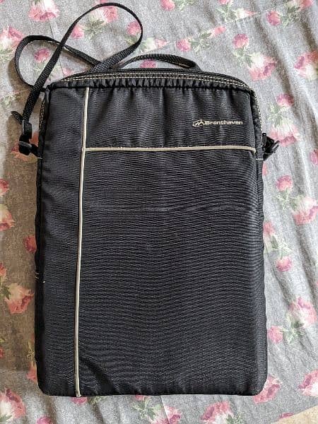 Branded laptop sleeve bag for sale in new condition 1