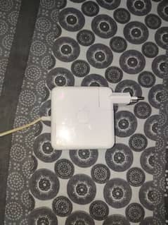 Original Apple 65 Watts MagSafe Power Adopter