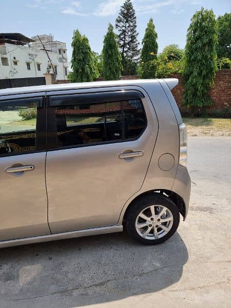 Suzuki Wagon R Stingray 10