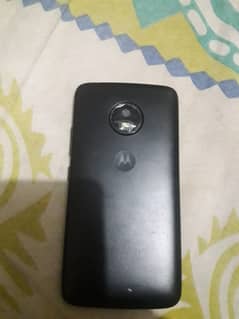 Moto E4