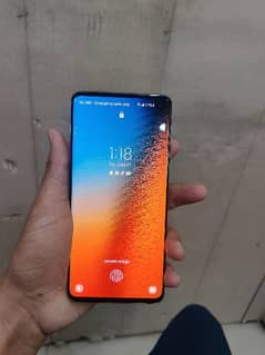 Samsung s10 8GB,128GB. edge display.