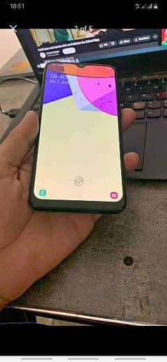 Samsung Galaxy a30s only mobile ha back chang  condition raf ha thori