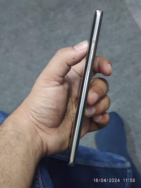 OnePlus 8 12/256 (Dual Sim) 3