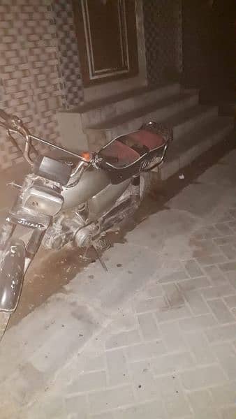 70 bike Good Condition 3