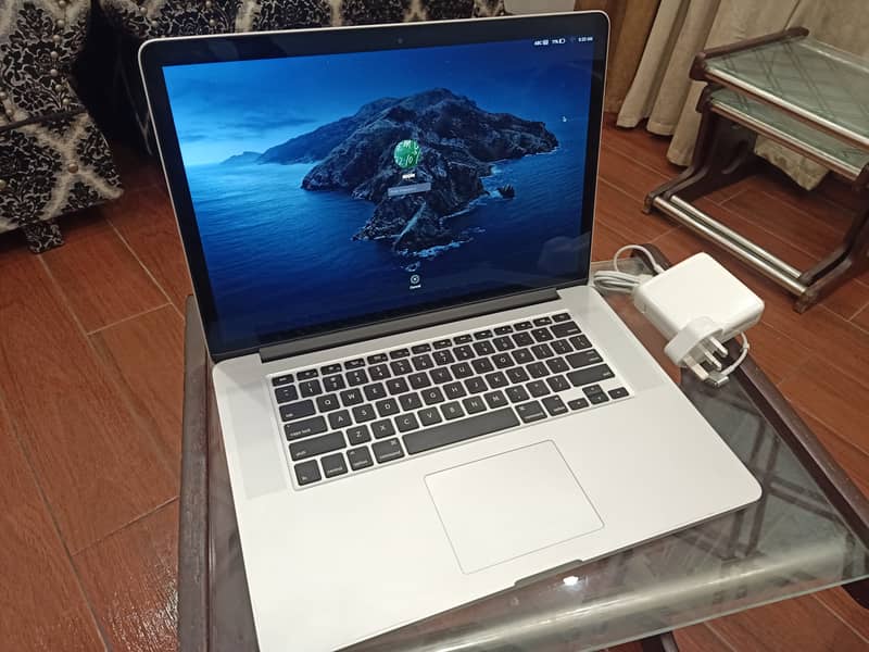 MacBook Pro 2012 15" Ratina Display, Core i7, 8GB RAM, 256GB SSD 0