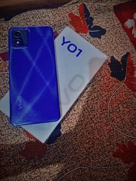 vivo y01 for sale condition 10 by 10 open nhi HOA 1