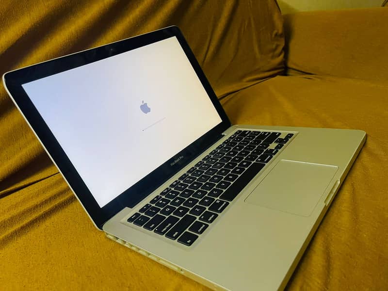 APPLE MACBOOK PRO 2012 13’ 3