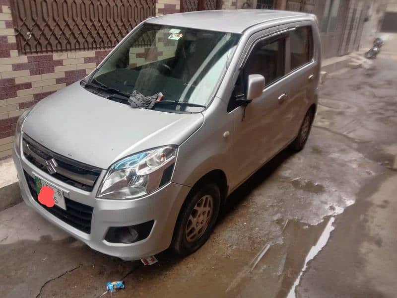 Suzuki Wagon R 2018 1