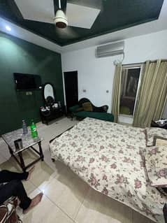 10 Marla Good Condition Upper Portion with Gas Available for Rent in Canal Garden near Bahria Town Lahore