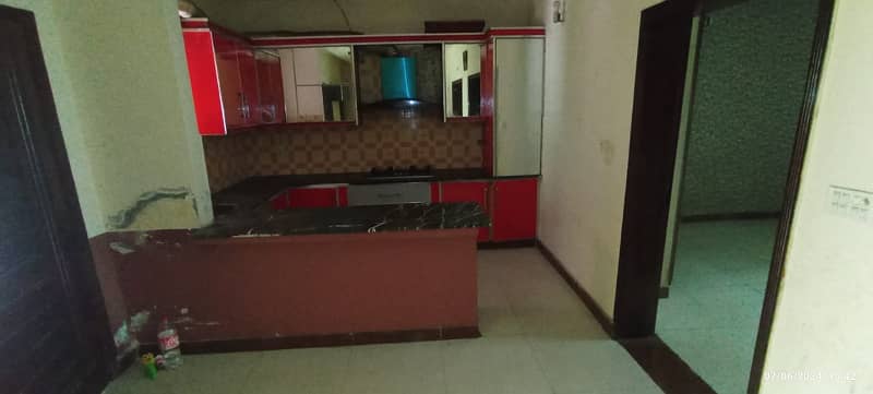 5 BEDROOM'S ATTACH BATH AVAILABLE FOR RENT IN NARGIS BLOCK 14