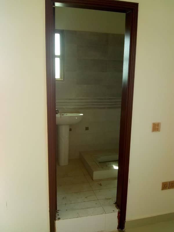 1100 SQ FT APARTMENT IS AVAILABLE FOR SALE 13