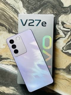 vivo v 27e 256 GB mint condition only glass break